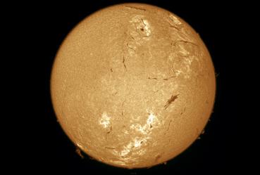 SkyWatcher Heliostar-76Hα H-Alpha-Sonnenteleskop 76 mm f/8,3